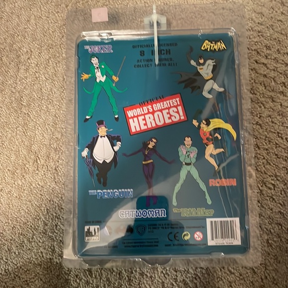 Robin - Picture 2 of 2